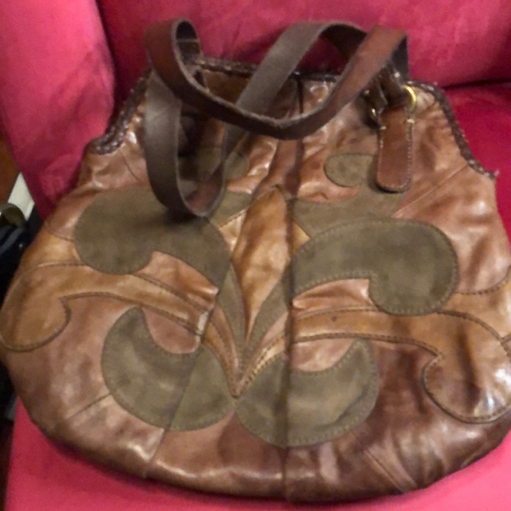 Lucky leather purse